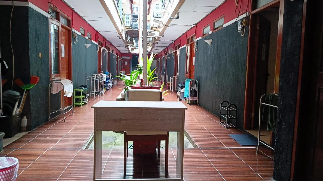Oyo 91341 D'Phoenix Anggrek Syariah Residence Jacarta Exterior foto
